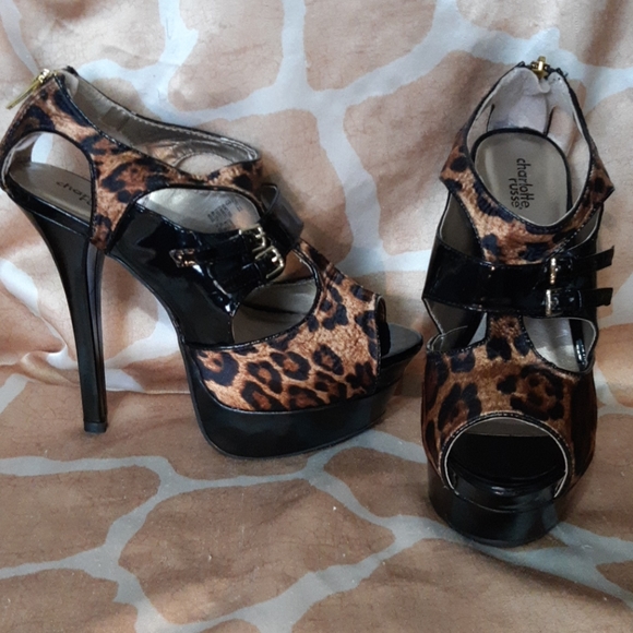 Leopard Platform Stiletto - Picture 2 of 8
